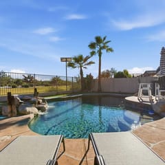 Mesa Bluewater Retreat With Pool