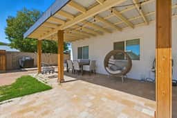 Mesa Family Retreat * Pool * Yard * Pet Friendly
