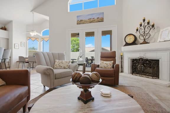 Red Mountain Home with Two Master Suites - Image 4