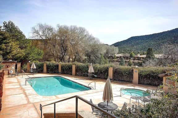 Sedona Bike & Golf Retreat • Hot Tub • Fireplace - Image 2